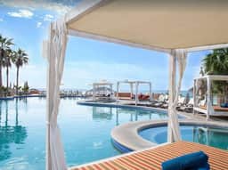 2BD Finisteria: Luxurious Resort with Ocean Views - Image 5