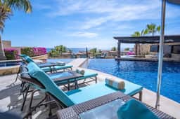 dream beachfront getaway in Novaispania - Image 5