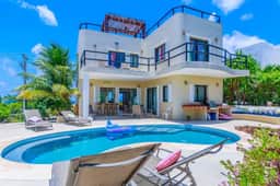 Fantastic 3 Bedroom House with Pool in Punta Sur - Image 3