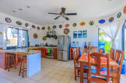 Fantastic 3 Bedroom House with Pool in Punta Sur - Image 4