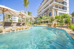 3BD Villa La Valencia: Stunning View & Resort - Image 3