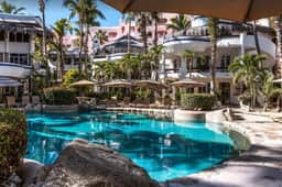 2BD Villa Club Cascadas: Ocean Views & Resort - Image 3