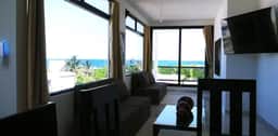 Luxury 3BD Penthouse Ocean View Fastest WIFI - Image 4