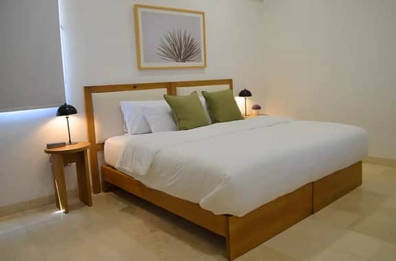 2BD Luxury Condo the heart of CSL (Montemar 101) - Image 5