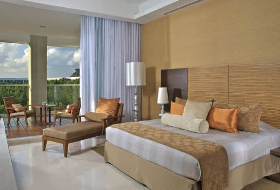 2BD Riviera Maya: Ocean View w/ Luxurious Resort - Image 4