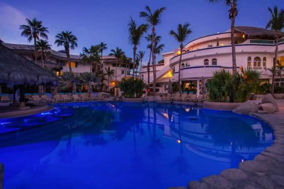2BD Villa Club Cascadas: Ocean Views in Baja - Image 4