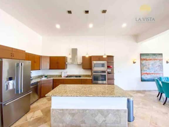 3BD Ocean View Luxurious Penthouse (La Vista 44) - Image 4