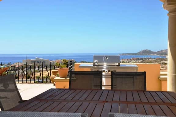 Casa Eagle's Nest, Conveniently Located Oceanview - Image 5