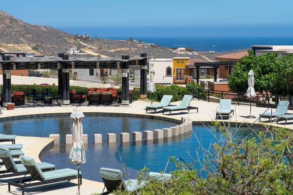 3BD Begati Ocean Views with Luxury Resort - Image 2