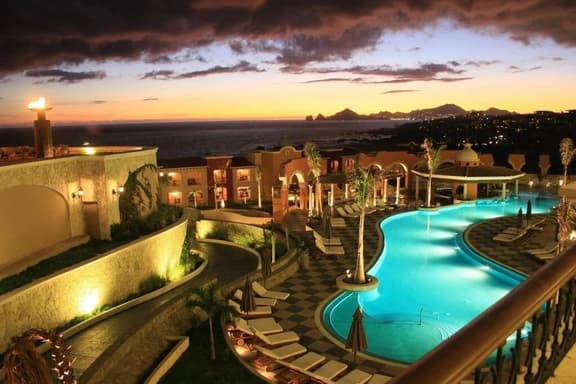 2BD Hacienda Encantada: Resort Pool & Ocean Views - Image 1