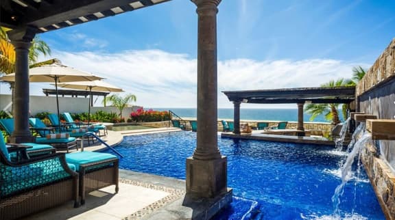 dream beachfront getaway in Novaispania - Image 1