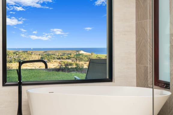 3BD Alvar: Oceanfront, Beach Access, Luxury - Image 1