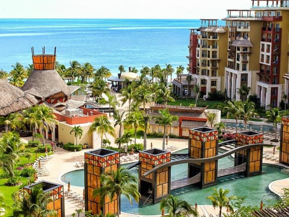 2BD Del Palmar Cancun Oceanview, Pool & Resort - Image 1