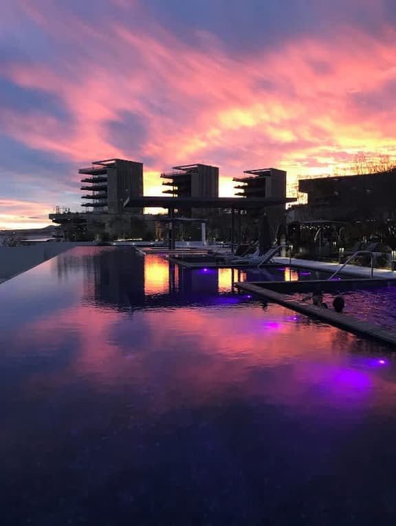 2BD Oceanfront Presidential Suite Solaz Cabo - Image 1