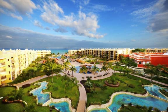2BD Royal Haciendas: Plunge Pool & Oceanview - Image 1