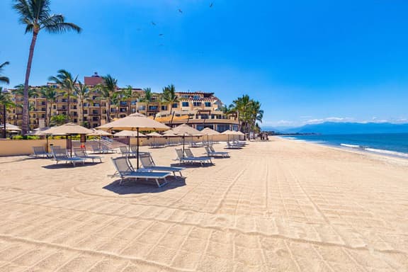 Resort Amenities Oceanview Villa del Palmar - Image 1